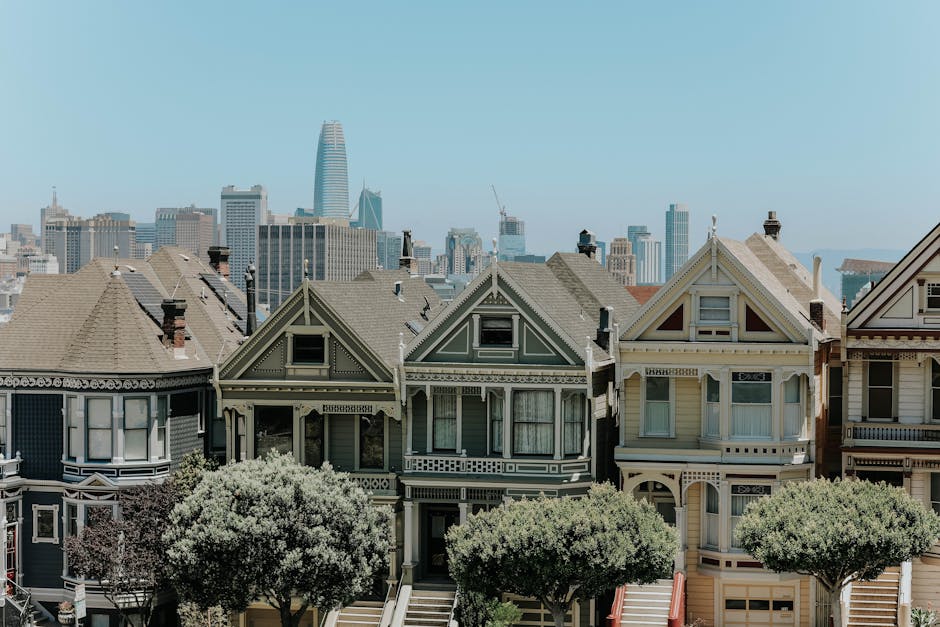 Tourists walking along the Eureka boardwalk near Old Town